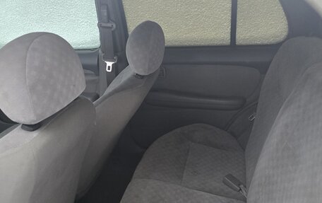 Nissan March II, 2001 год, 155 000 рублей, 2 фотография