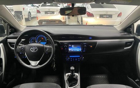 Toyota Corolla, 2014 год, 1 696 000 рублей, 17 фотография