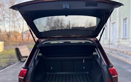 Volkswagen Tiguan II, 2022 год, 2 650 000 рублей, 7 фотография