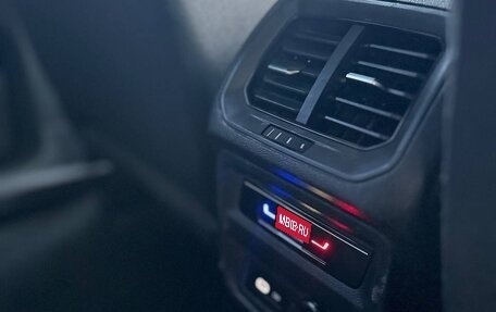 Volkswagen Tiguan II, 2022 год, 2 650 000 рублей, 11 фотография