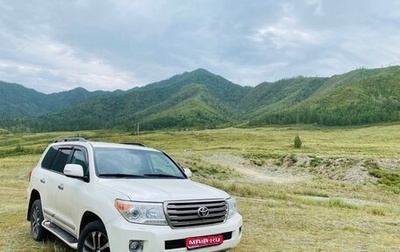 Toyota Land Cruiser 200, 2013 год, 4 300 000 рублей, 1 фотография