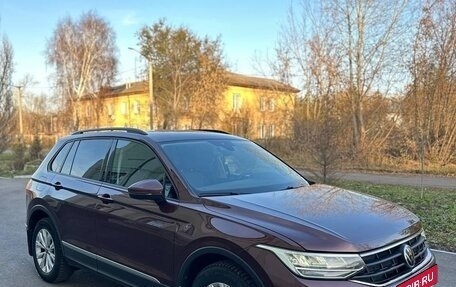 Volkswagen Tiguan II, 2022 год, 2 650 000 рублей, 3 фотография