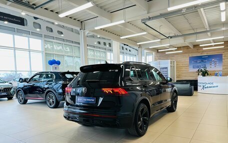 Volkswagen Tiguan II, 2021 год, 3 499 900 рублей, 6 фотография