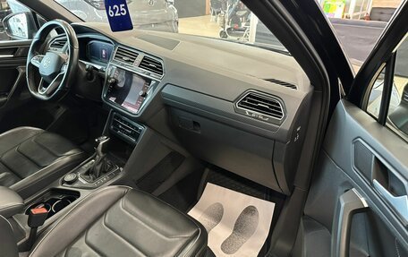 Volkswagen Tiguan II, 2021 год, 3 499 900 рублей, 12 фотография