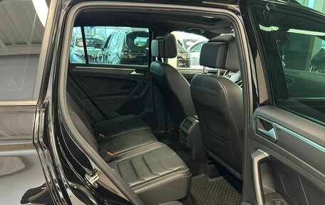 Volkswagen Tiguan II, 2021 год, 3 499 900 рублей, 19 фотография