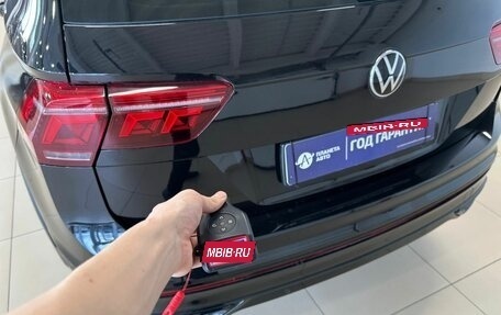 Volkswagen Tiguan II, 2021 год, 3 499 900 рублей, 25 фотография