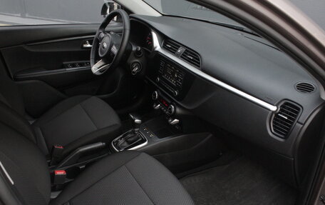 KIA Rio IV, 2020 год, 1 795 000 рублей, 10 фотография