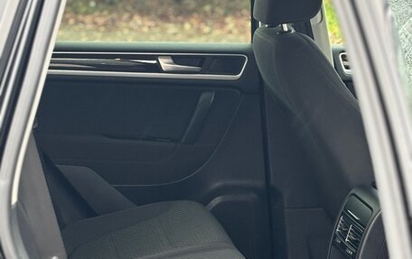 Volkswagen Touareg III, 2013 год, 2 170 000 рублей, 27 фотография