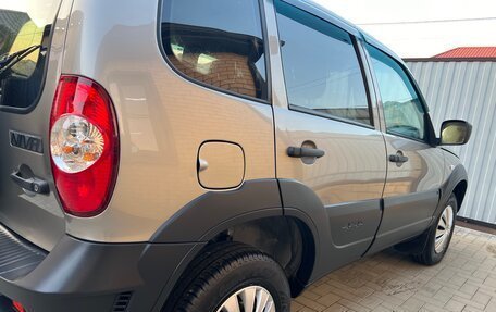 Chevrolet Niva I рестайлинг, 2019 год, 780 000 рублей, 3 фотография