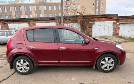 Renault Sandero I, 2011 год, 710 000 рублей, 4 фотография