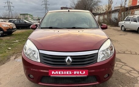 Renault Sandero I, 2011 год, 710 000 рублей, 2 фотография