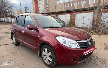 Renault Sandero I, 2011 год, 710 000 рублей, 3 фотография