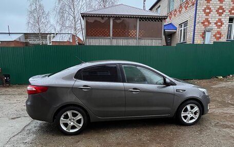 KIA Rio III рестайлинг, 2011 год, 575 000 рублей, 6 фотография