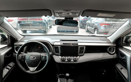 Toyota RAV4, 2013 год, 1 799 000 рублей, 18 фотография