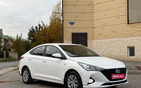 Hyundai Solaris II рестайлинг, 2022 год, 1 520 000 рублей, 1 фотография