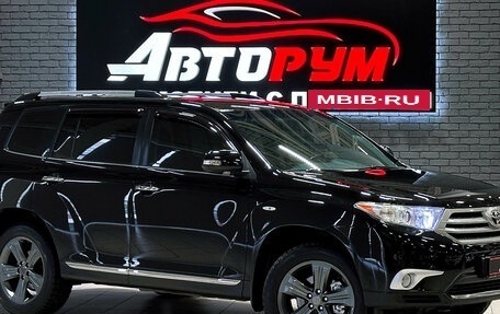 Toyota Highlander III, 2013 год, 2 230 000 рублей, 1 фотография