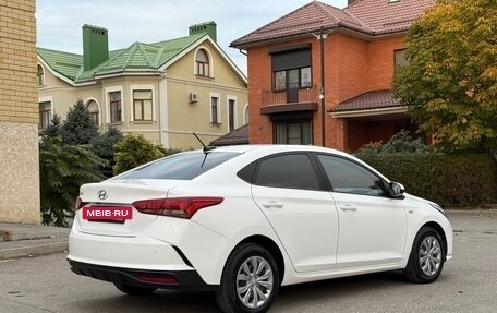 Hyundai Solaris II рестайлинг, 2022 год, 1 520 000 рублей, 9 фотография