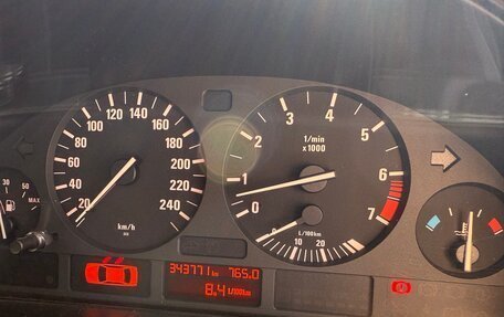 BMW 5 серия, 2002 год, 800 000 рублей, 17 фотография