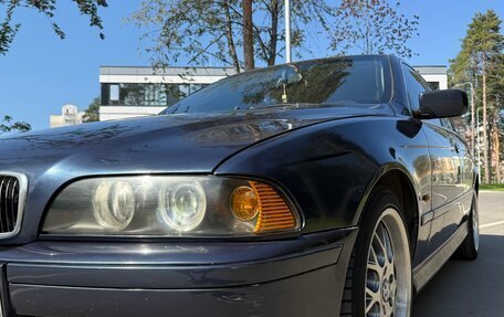 BMW 5 серия, 2002 год, 800 000 рублей, 24 фотография