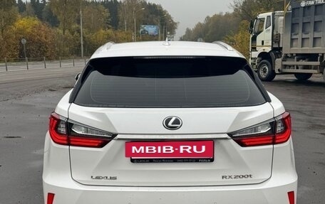 Lexus RX IV рестайлинг, 2017 год, 2 700 000 рублей, 2 фотография