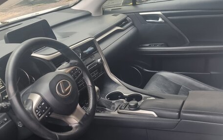 Lexus RX IV рестайлинг, 2017 год, 2 700 000 рублей, 3 фотография