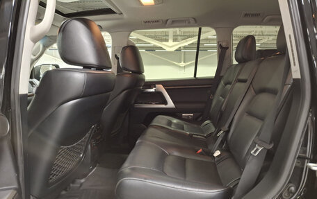 Toyota Land Cruiser 200, 2015 год, 4 200 000 рублей, 15 фотография