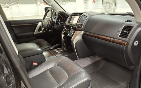 Toyota Land Cruiser 200, 2015 год, 4 200 000 рублей, 13 фотография