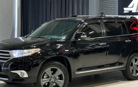 Toyota Highlander III, 2013 год, 2 230 000 рублей, 2 фотография