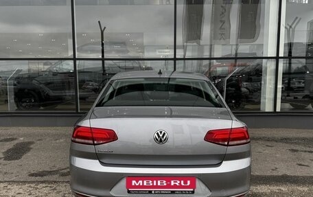 Volkswagen Passat B8 рестайлинг, 2018 год, 2 250 000 рублей, 5 фотография