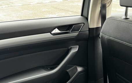 Volkswagen Passat B8 рестайлинг, 2018 год, 2 250 000 рублей, 29 фотография