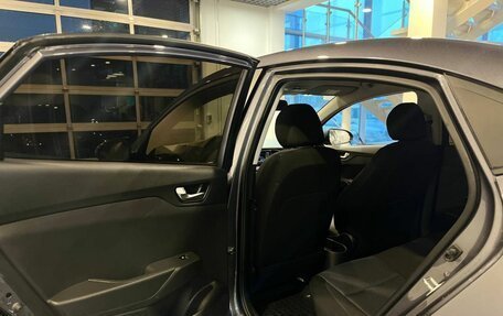 Hyundai Solaris II рестайлинг, 2021 год, 1 365 000 рублей, 23 фотография