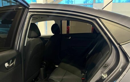 Hyundai Solaris II рестайлинг, 2021 год, 1 365 000 рублей, 24 фотография