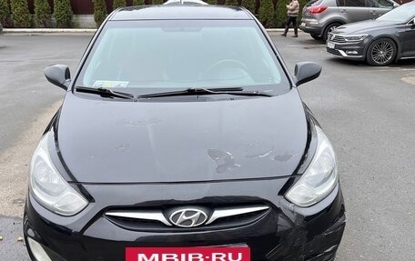 Hyundai Solaris II рестайлинг, 2011 год, 590 000 рублей, 8 фотография