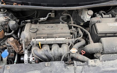 Hyundai Solaris II рестайлинг, 2011 год, 590 000 рублей, 14 фотография