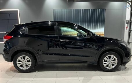 Honda Vezel, 2019 год, 2 050 000 рублей, 4 фотография