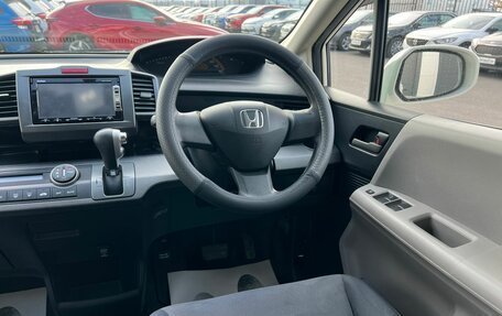 Honda Freed I, 2009 год, 1 049 999 рублей, 15 фотография