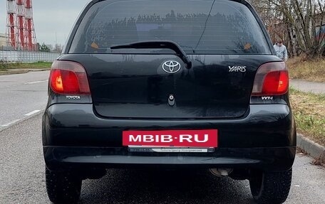 Toyota Yaris I рестайлинг, 2002 год, 299 999 рублей, 5 фотография