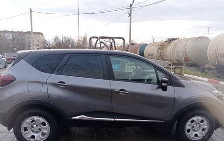 Renault Kaptur I рестайлинг, 2017 год, 1 450 000 рублей, 5 фотография