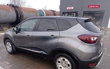 Renault Kaptur I рестайлинг, 2017 год, 1 450 000 рублей, 3 фотография