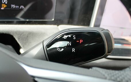 Volkswagen Tiguan II, 2025 год, 5 090 000 рублей, 22 фотография