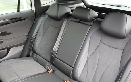 Volkswagen Tiguan II, 2025 год, 5 090 000 рублей, 34 фотография