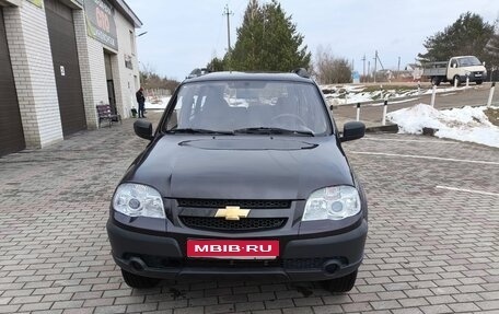 Chevrolet Niva I рестайлинг, 2012 год, 600 000 рублей, 1 фотография