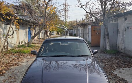 Nissan Crew, 1994 год, 360 000 рублей, 2 фотография