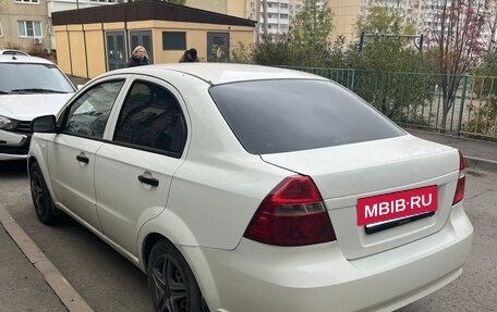 Chevrolet Aveo III, 2011 год, 300 000 рублей, 2 фотография