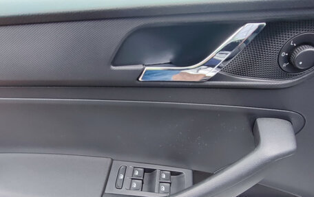 Skoda Rapid I, 2016 год, 990 000 рублей, 14 фотография