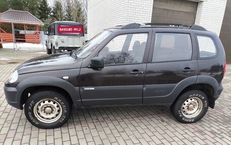 Chevrolet Niva I рестайлинг, 2012 год, 600 000 рублей, 4 фотография