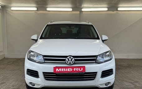 Volkswagen Touareg III, 2013 год, 1 800 000 рублей, 2 фотография