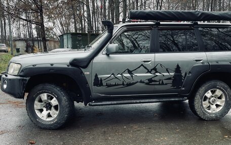 Nissan Patrol, 2006 год, 2 300 000 рублей, 18 фотография