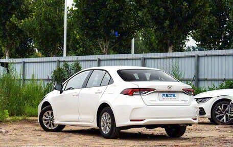 Toyota Corolla, 2024 год, 2 350 000 рублей, 6 фотография