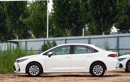 Toyota Corolla, 2024 год, 2 350 000 рублей, 7 фотография